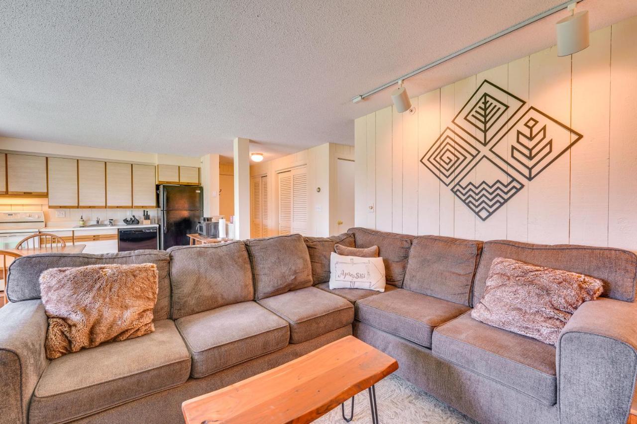 Ski-Inandski-Out Peru Condo With Fire Pit And Grill! Exterior photo
